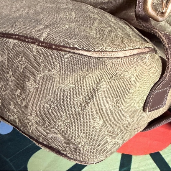 LOUIS VUITTON MINI LIN MESSENGER BAG - Picture 16 of 16